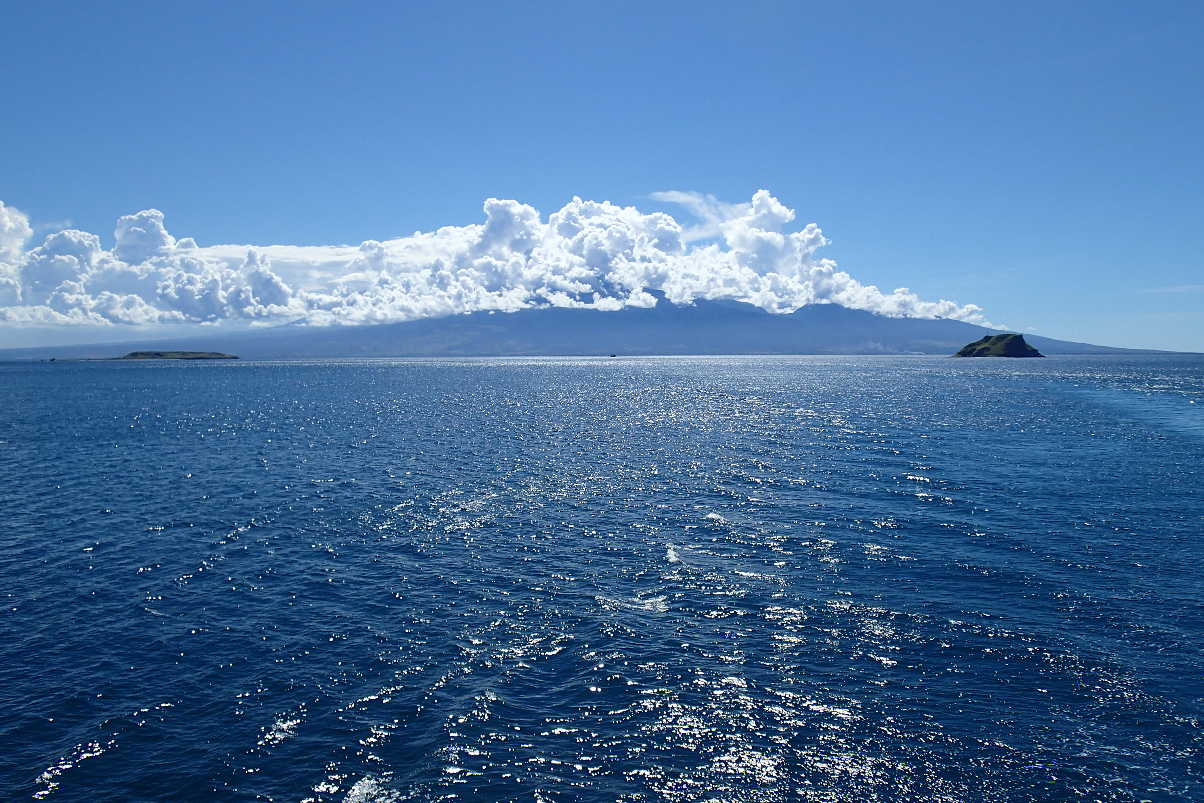 Le détroit de Lombok (© Richig_geo via Wikimedia Commons)