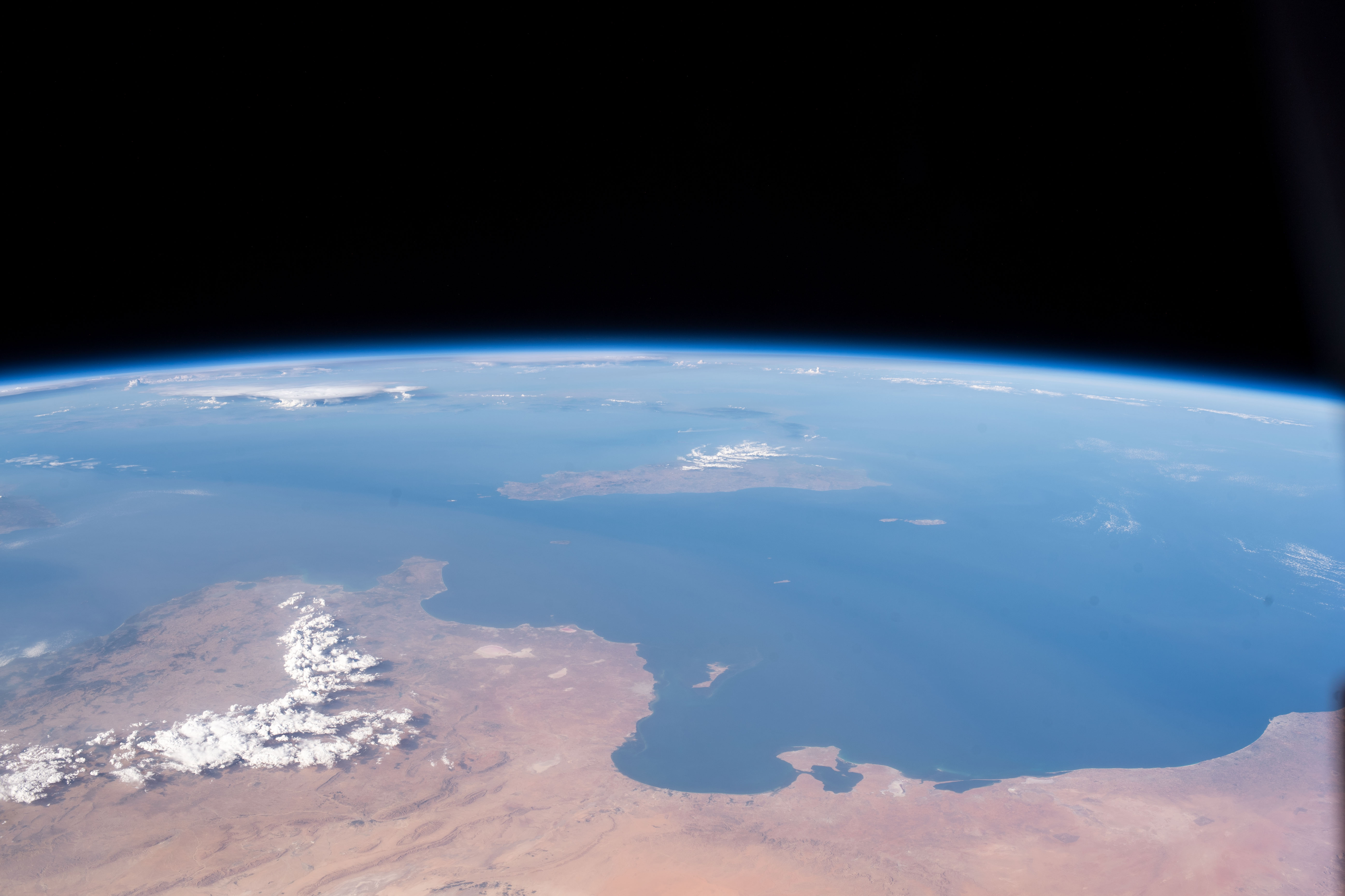 Côtes maritimes de la Tunisie et de la Libye (© Nasa Johnson / Flickr)