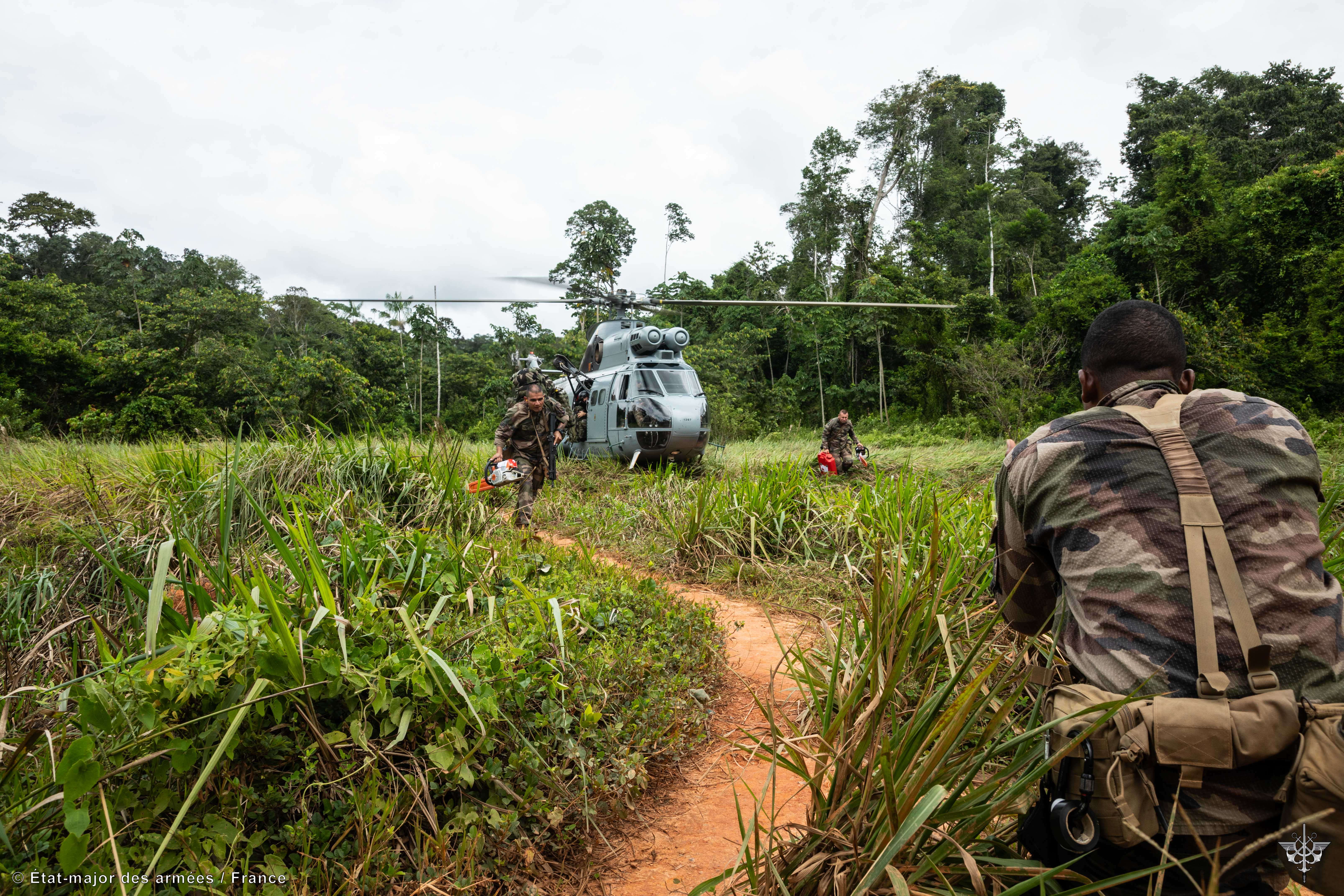 Op&eacute;rations Harpie contre l&rsquo;orpaillage ill&eacute;gal en Guyane (&copy; &Eacute;tat-major des Arm&eacute;es)
